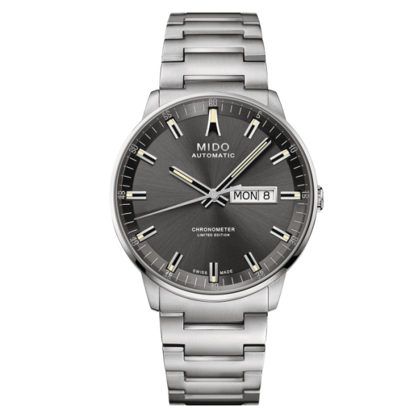 Montre Mido Commander IBA 40mm Cadran Anthracite Bracelet Acier inoxydable Gris