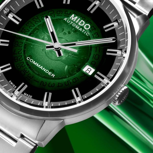 Montre Mido Commander Gradient 40mm Cadran Vert Bracelet Acier inoxydable Gris