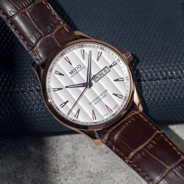 Montre Mido Multifort Chronometer 1 42mm Cadran Argent Bracelet Cuir Brun