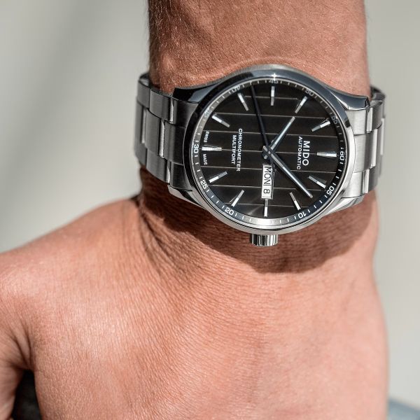Montre Mido Multifort Chronometer 1 42mm Cadran Anthracite Bracelet Acier inoxydable Gris