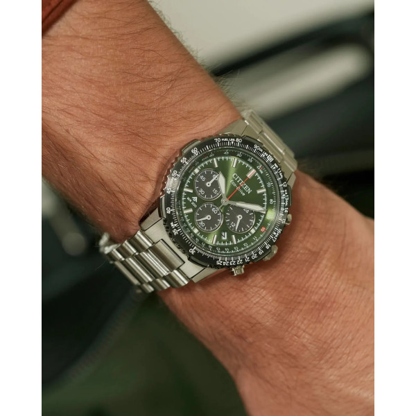 Montre Citizen Promaster Sky B620 Cadran Vert Bracelet Acier Inoxydable