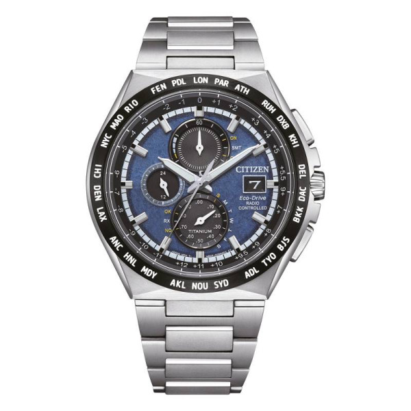 Montre Citizen Radio Control Super Titanium Cadran Bleu Bracelet Metal