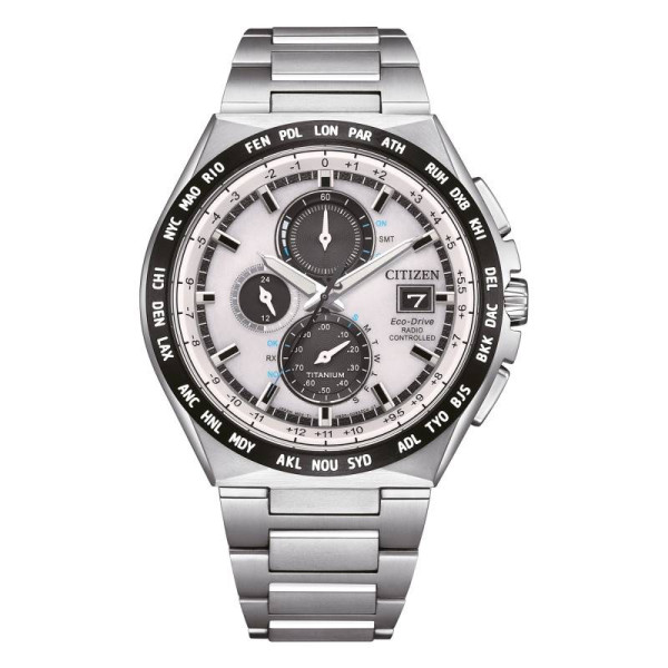 Montre Citizen Radio Control Super Titanium Cadran Blanc Bracelet Metal
