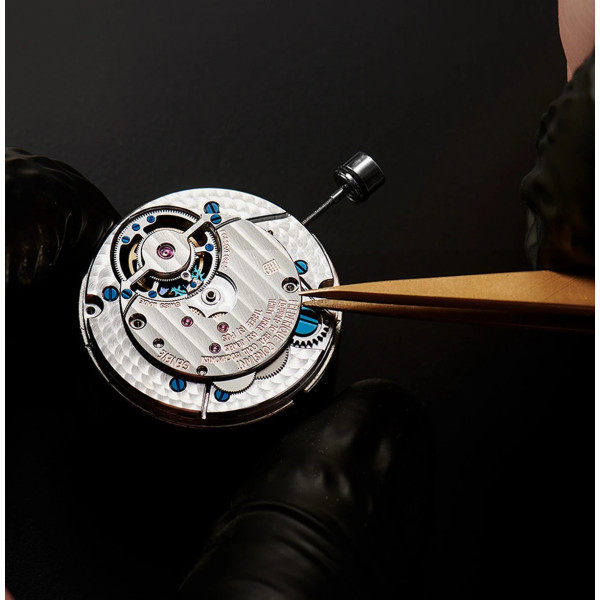 Montre Frederique Constant Manufacture Classic Tourbillon Cadran Bleu Bracelet Cuir Alligator