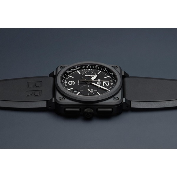 Montre BR03-94 automatique en céramique noire mat BELL & ROSS