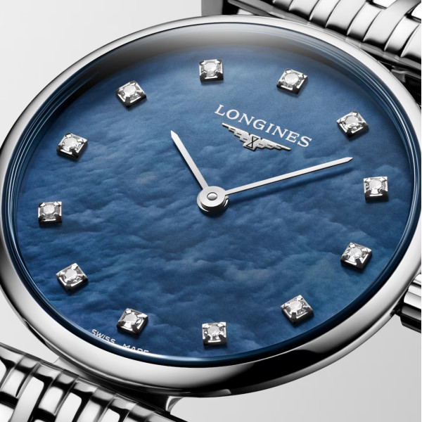 Montre La Grande Classique De Longines Cadran Nacre bleue Bracelet Acier 24mm