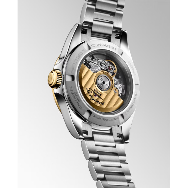 Montre Longines Conquest 30 mm Automatique Cadran Nacre blanche Bracelet Acier