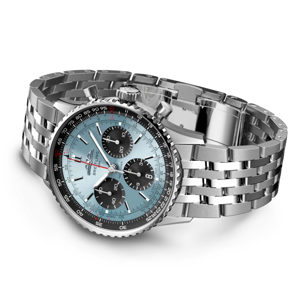 Montre Breitling Navitimer B01 Chronograph 41 Cadran Bleu Glacier Bracelet Acier inoxydable