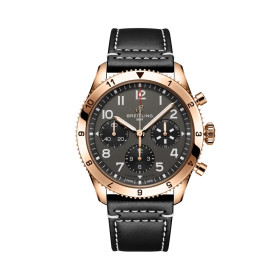 Montre Breitling Classic Avi Chronograph 42 P-51 Mustang Cadran Noir Bracelet Cuir de veau
