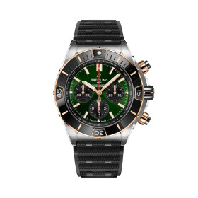 Montre Breitling Super Chronomat B01 44 Cadran Vert Bracelet Caoutchouc