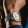 Montre Breitling Chronomat Automatic 36 Cadran Nacre Bracelet Acier inoxydable et or jaune 18 carats