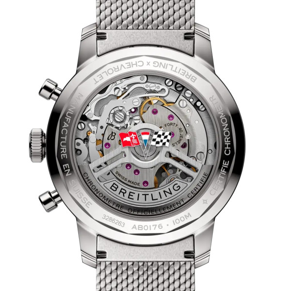 Montre Breitling Top Time B01 Chevrolet Corvette Cadran Rouge Bracelet Acier inoxydable