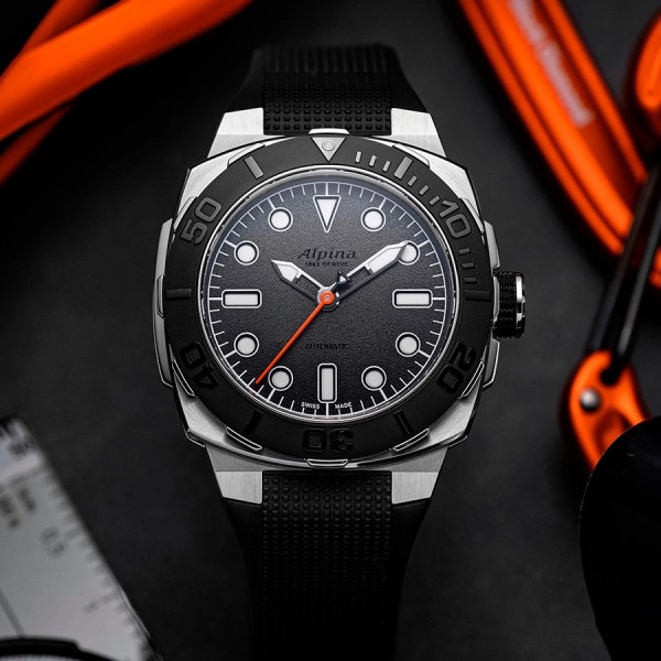 Montre Alpina Seastrong Diver Extreme Automatic Cadran Gris Bracelet Caoutchouc