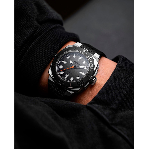 Montre Alpina Seastrong Diver Extreme Automatic Cadran Gris Bracelet Caoutchouc