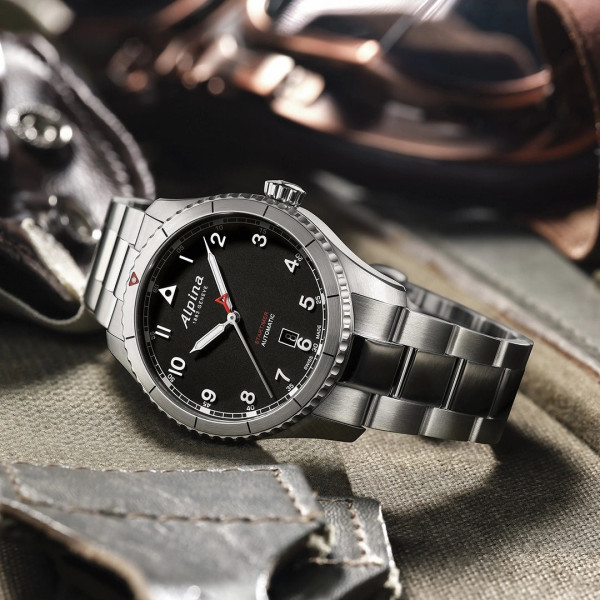 Montre Alpina Startimer Pilot Automatic Cadran Noir Bracelet Acier