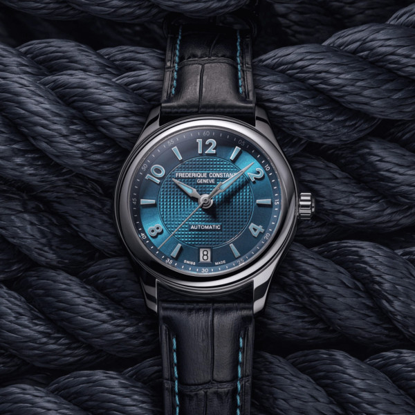 Montre Frederique Constant Classics Runabout Auto Cadran Bleu 36mm