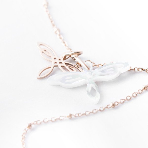 Pendentif Ginette NY White Mop Dragonfly Charm Or Rose Nacre Blanche