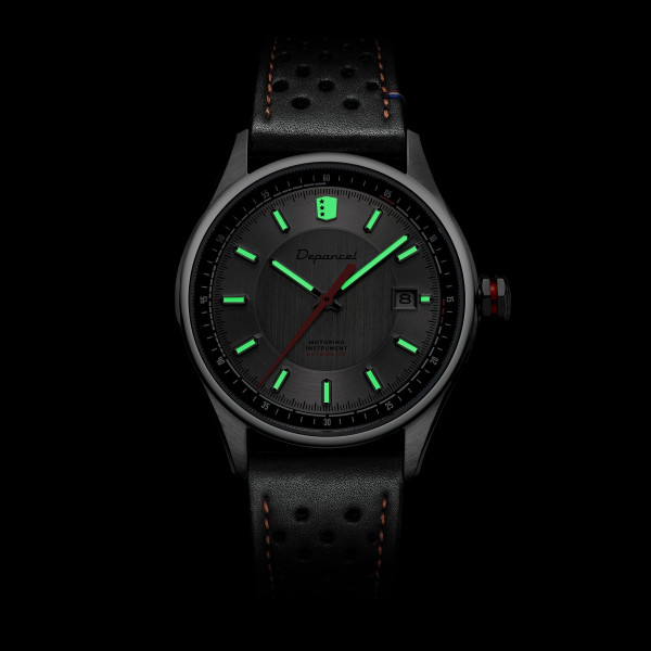 Montre Depancel Autosport Date Cadran Silver Bracelet Racing Noir