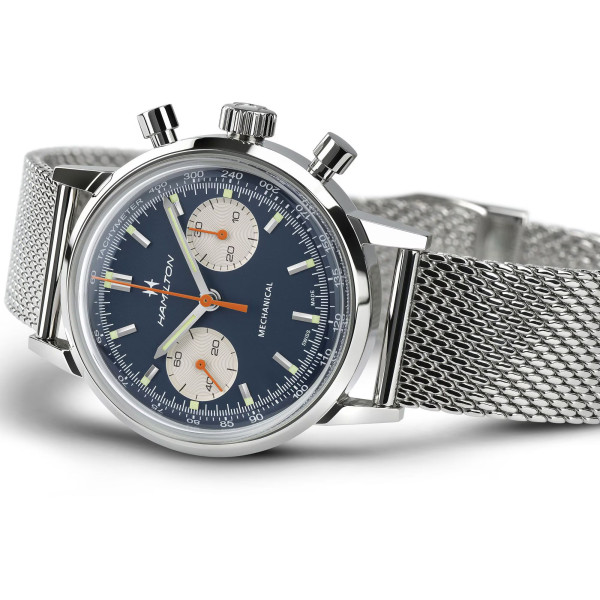 Montre Hamilton American Classic Intra-Matic Chronographe H Cadran Bleu Bracelet Cuir 40mm