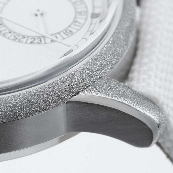 Montre Alpina x Label Noir Alpiner Manufacture Date Special Edition