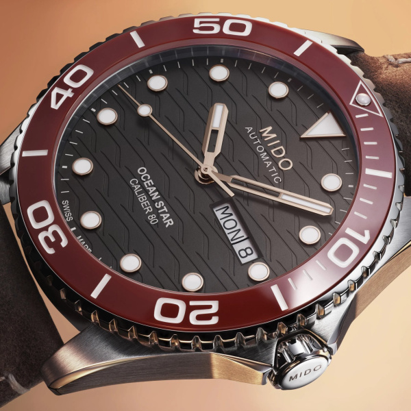 Montre Mido Ocean Star 200C Cadran Noir Bracelet Cuir
