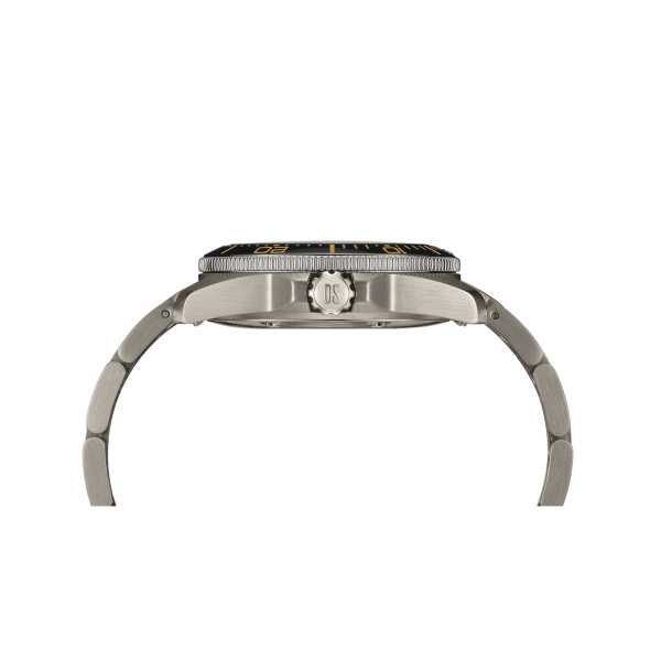 Montre Certina DS Action Diver 38mm Powermatic 80 Cadran Noir Bracelet Titane