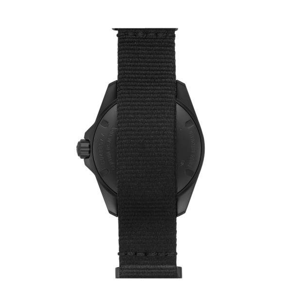 Montre Certina DS Action Diver 38mm Powermatic 80 Cadran Noir Bracelet NATO,Synthétique