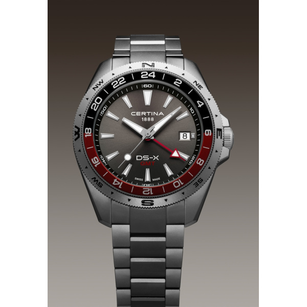 Montre Certina DS-X GMT Cadran Gris Bracelet Acier inoxydable