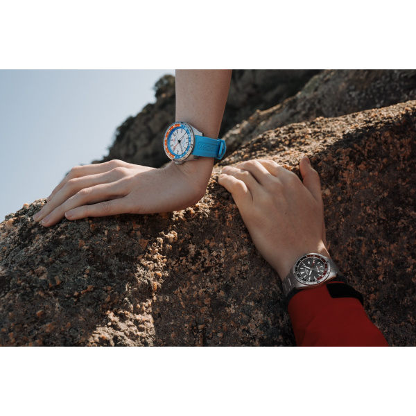 Montre Certina DS-X GMT Cadran Gris Bracelet Caoutchouc