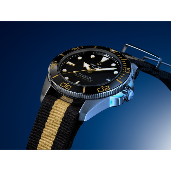 Montre Certina DS Action Diver 40.5mm Powermatic 80 Cadran Noir Bracelet NATO,Synthétique