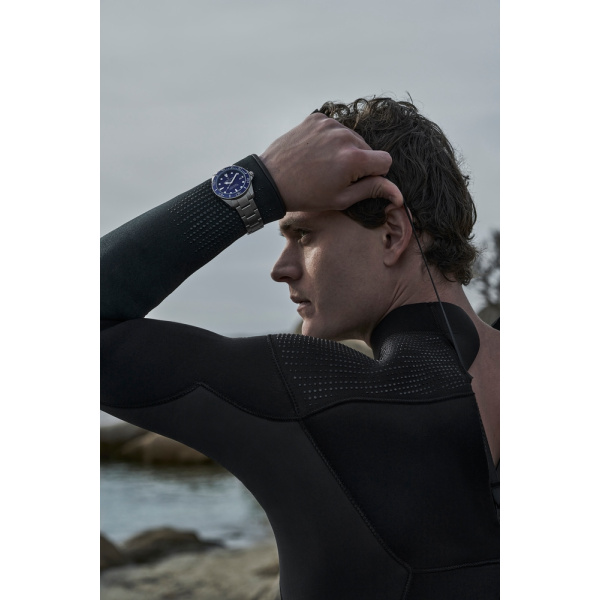 Montre Certina DS Action Diver 40.5mm Powermatic 80 Cadran Bleu Bracelet Titane