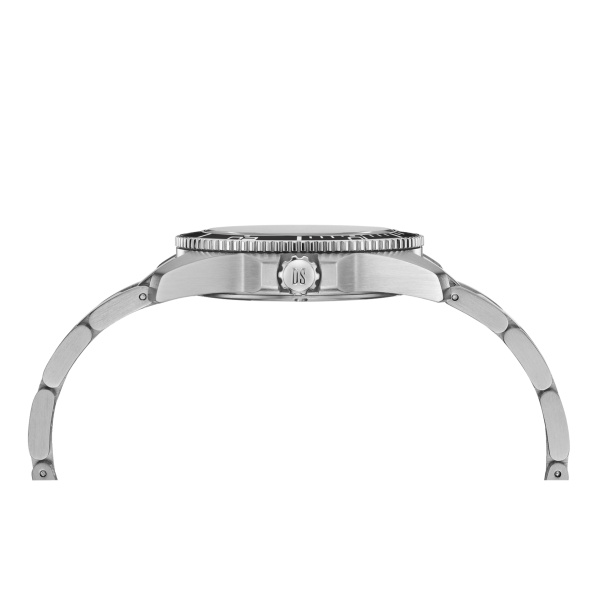 Montre Certina DS Action 40mm Cadran Noir Bracelet Acier inoxydable