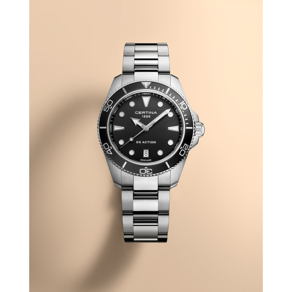 Montre Certina DS Action 40mm Cadran Noir Bracelet Acier inoxydable