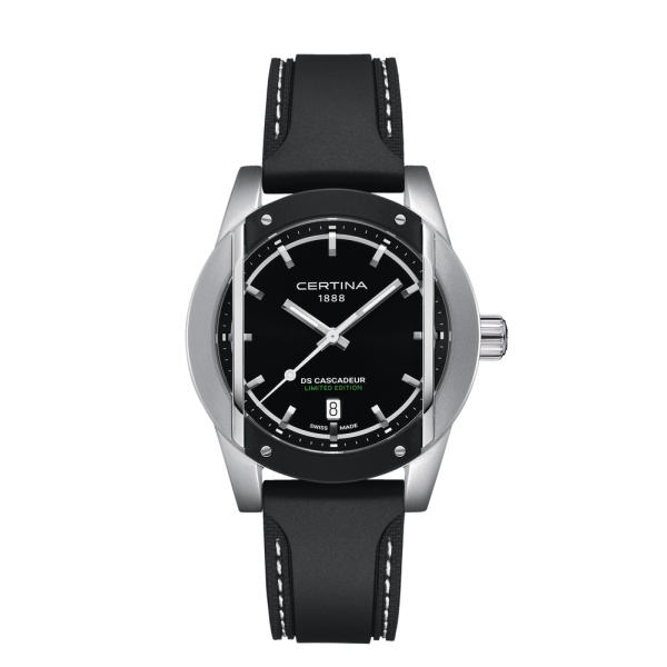 Montre Certina DS Cascadeur Cadran Noir Bracelet Caoutchouc