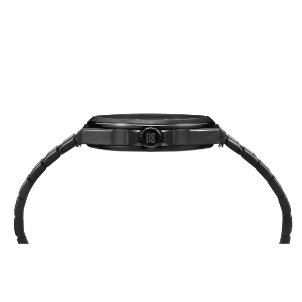 Montre Certina DS-7 Quartz Cadran Noir Bracelet PVD,Acier inoxydable