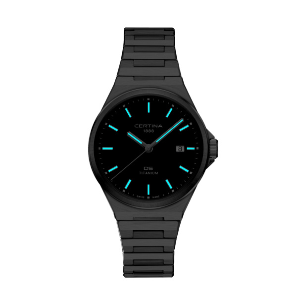 Montre Certina DS-7 Quartz Cadran Noir Bracelet Titane