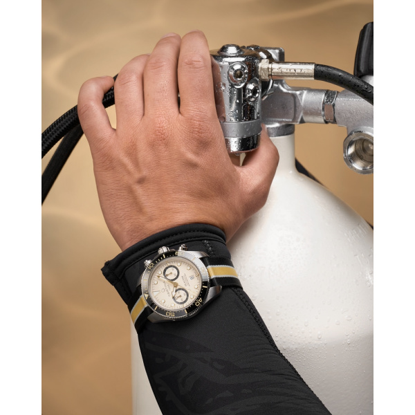 Montre Certina DS Action Diver Chrono Cadran  Bracelet