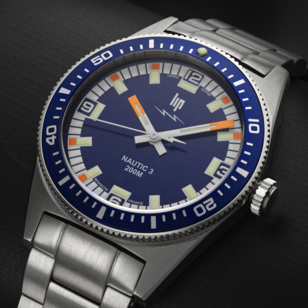 Montre LIP Nautic 3 Quartz 200 M 39 MM Cadran bleu Bracelet Acier Inoxydable