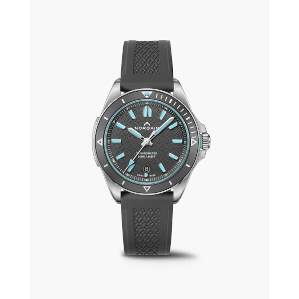 Montre Norqain Adventure 40mm Cadran Gris Bracelet Caoutchouc