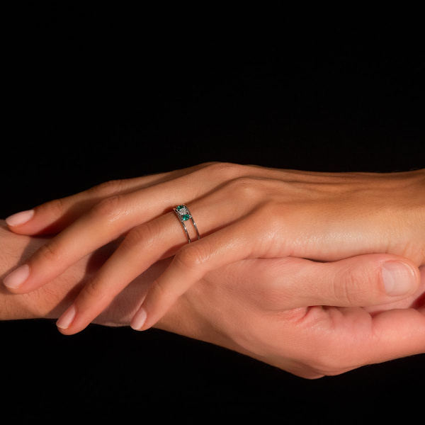 Bague Trilogie  La Brune & La Blonde Hula Hoop Diamant Et Émeraudes