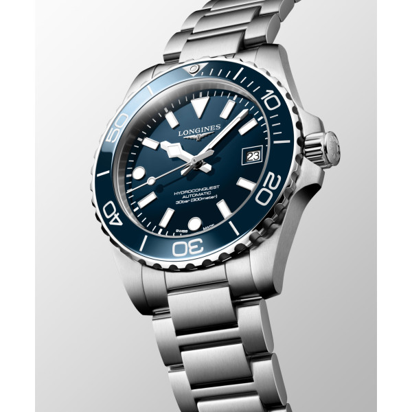 Montre Longines Hydroconquest 39 mm Automatique Cadran Bleu laqué poli Bracelet Acier