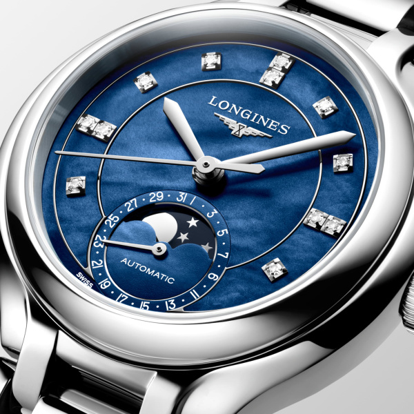 Montre Longines Longines primaluna moonphase 34 mm Automatique Cadran Nacre bleue lumineuse Bracelet Acier