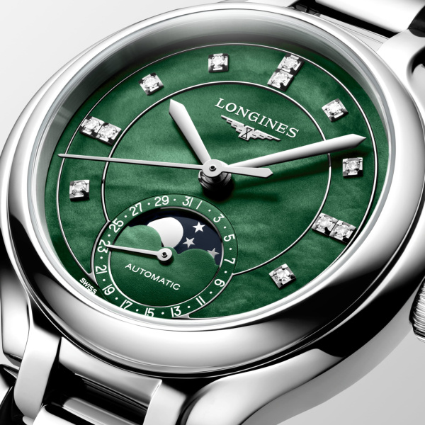 Montre Longines Longines primaluna moonphase 34 mm Automatique Cadran Nacre vert vif Bracelet Acier