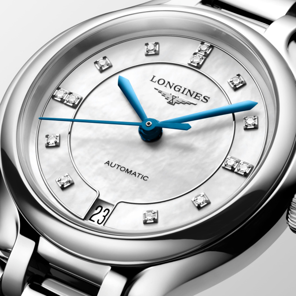 Montre Longines Longines primaluna 34 mm Automatique Cadran Nacre blanche Bracelet Acier