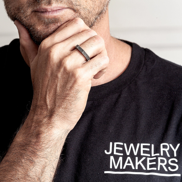 Bague pour homme Mano J en titane entièrement recouvert et noir à 90 %