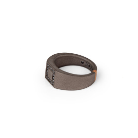 Bague pour homme Mano J en titane, or rouge et diamants noirs