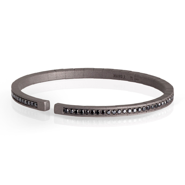 Bracelet pour homme Mano J avec ressort, grand modèle en titane entièrement serti de diamants noirs