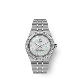 Montre TUDOR Royal 30 mm Cadran nacre Acier inoxydable