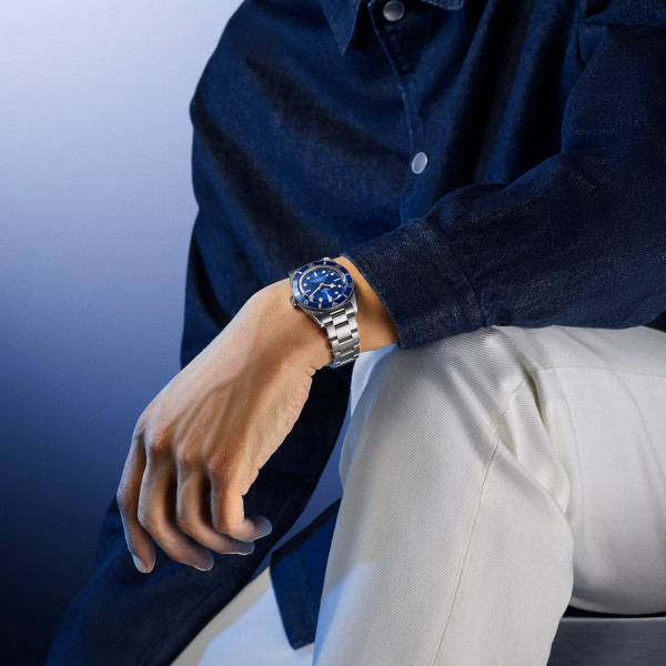 Montre TUDOR Black Bay 54 37 mm Cadran Bleu Acier inoxydable