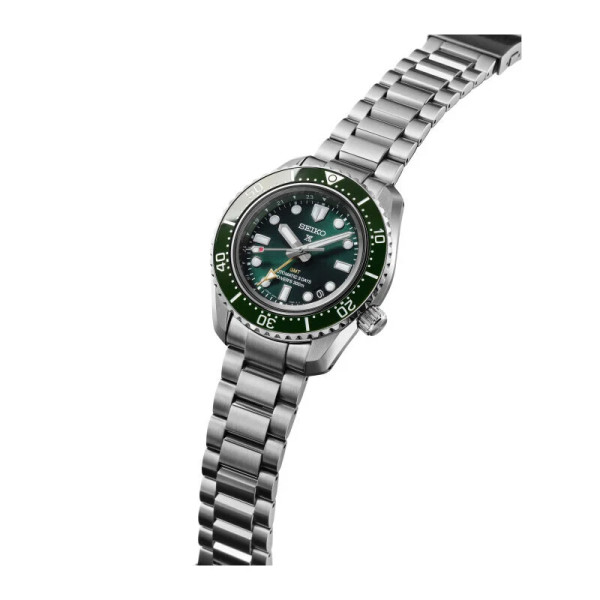 Montre Seiko Prospex Automatique GMT Diver 300M Cadran Vert Bracelet Acier